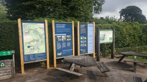 Signs for outdoor use